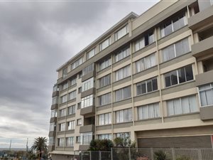 1 Bed Apartment in Humewood