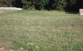 831 m² Land available in Cove Rock