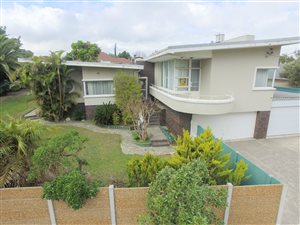 4 Bed House in Vredelust