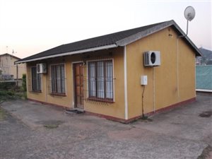 3 Bed House in Kwandengezi