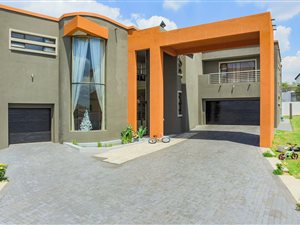 4 Bed House in Valleyview Estate