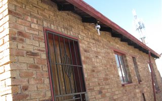 2 Bedroom House in Ebony Park