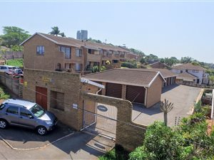 2 Bed Townhouse in Doonside