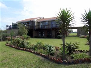 3 Bedroom House in Kaysers Beach