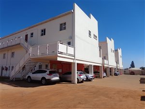 2 Bed House in Mayberry Park