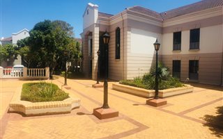 148 m² Office Space in Newton Park