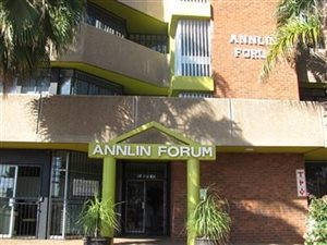 71 m² Office Space in Annlin