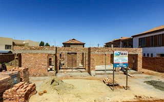 833 m² Land available in Hillcrest