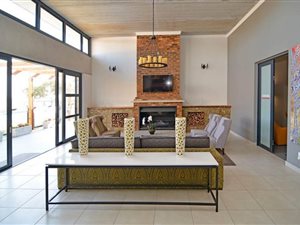 1 Bed Townhouse in Modderfontein