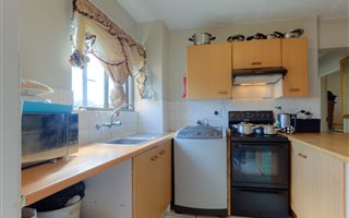 2 Bedroom Apartment in Weltevreden Park