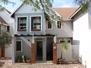 3 Bedroom Townhouse in Woodlands Estate