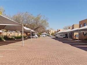 2 Bed Apartment in Waterkloof Ridge