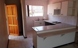 2 Bedroom Townhouse in Vorna Valley