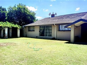 4 Bed House in Parys