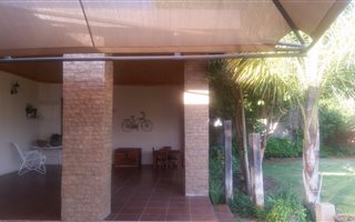 6 Bedroom House in Royldene