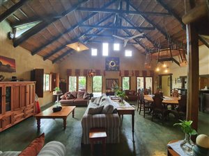 1.9 ha Land available in Hluhluwe