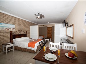 2 Bed Flat in St Lucia