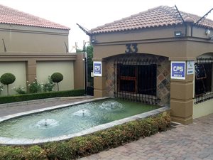 4 Bedroom House in River Club