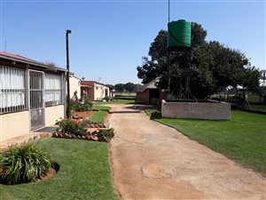 1500 m² Farm in Randfontein