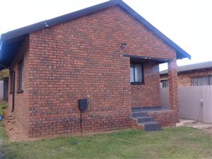 2 Bed House in Ratanda