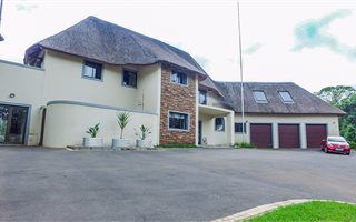 6 Bedroom House in Everton