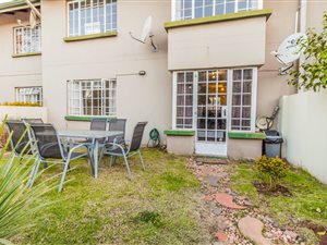 2 Bed Apartment in Westwood
