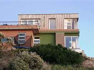 3 Bed House in Paradise Beach