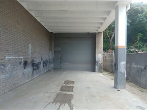 445 m² Industrial space in Springfield Park