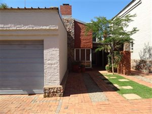 3 Bed House in Olympus Country Estate