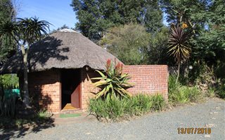 1 Bedroom Garden Cottage in Camperdown