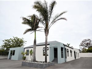 320 m² Office Space in Beacon Bay