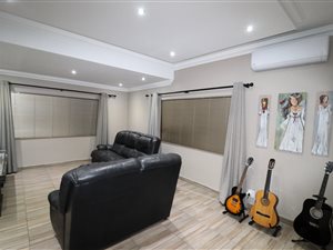 3 Bed House in Geduld