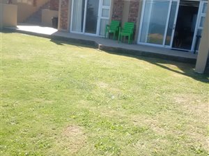 2 Bed Flat in Beachview