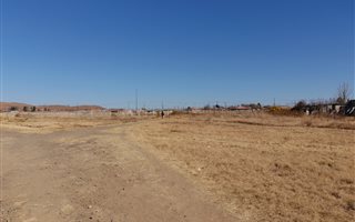 2457 m² Land available in Bohlokong