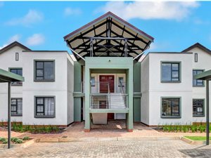 3 Bed Apartment in Louwlardia