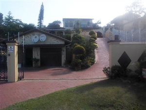 4 Bed House in Lotusville
