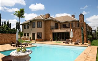 4 Bedroom House in Cornwall Hill