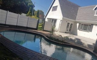 3 Bedroom House in Emmarentia