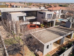 4 Bedroom House in Midfield Estate