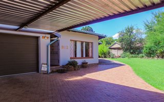 4 Bedroom House in Wierda Park
