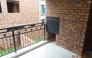 2 Bedroom Townhouse in Ravenswood