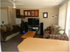 2 Bed House in Sunward Park