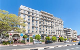 1 Bedroom Apartment in Green Point