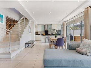3 Bed House in Fresnaye
