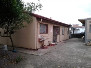 4 Bed House in Stonebridge