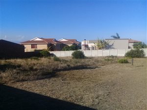 756 m² Land available in Menkenkop