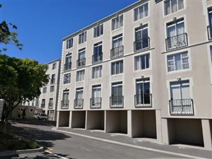 1 Bed Apartment in Milnerton Central