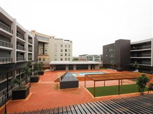 3 Bed Apartment in New Town Centre