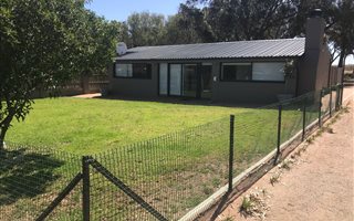 2 Bedroom House in Vredenburg