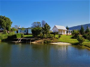 18 ha Farm in Uniondale